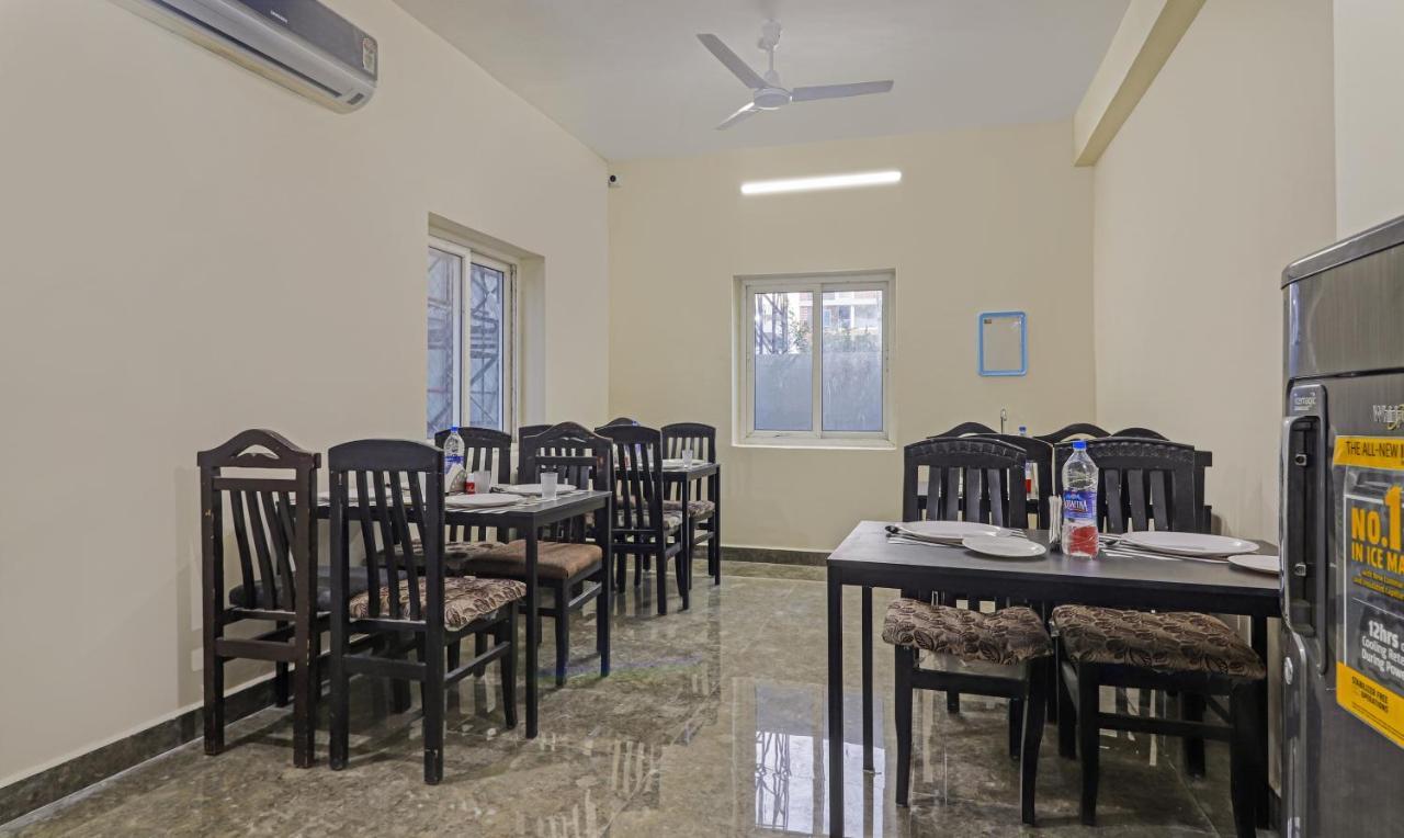 Treebo Trip Airport Pride Inn Hyderabad Exterior photo